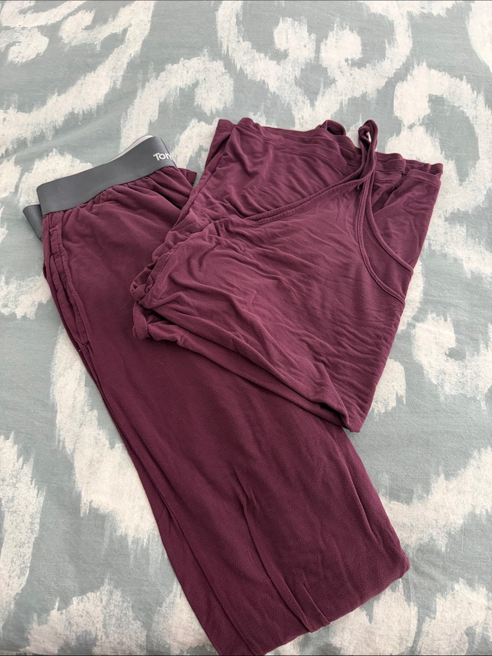 Tommy John Plum Burgundy Two-Piece Sleep Tank and Pants Set
